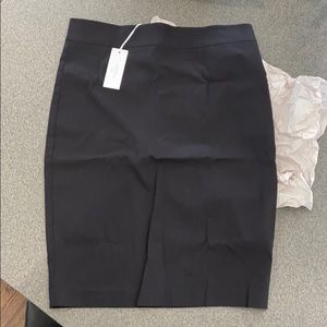 Avenue Montaigne pencil/ pull on skirt